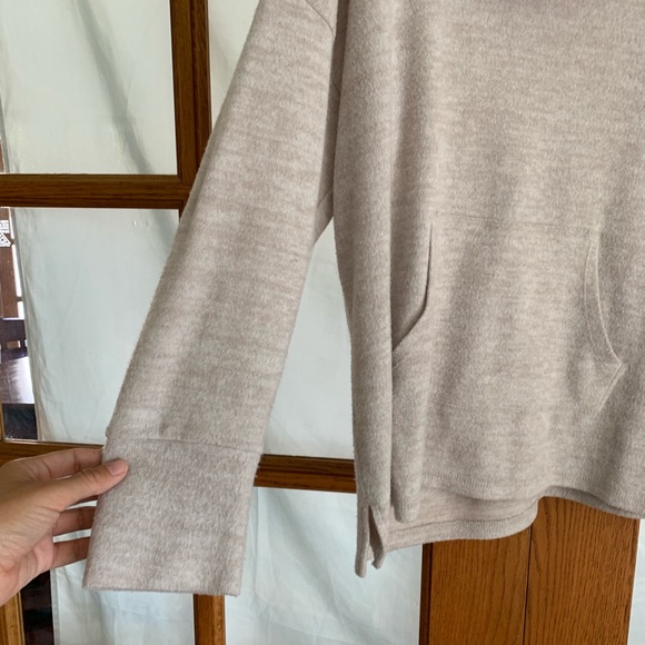 Yoga Coverup/Sweater, extremely soft - Picture 4 of 6